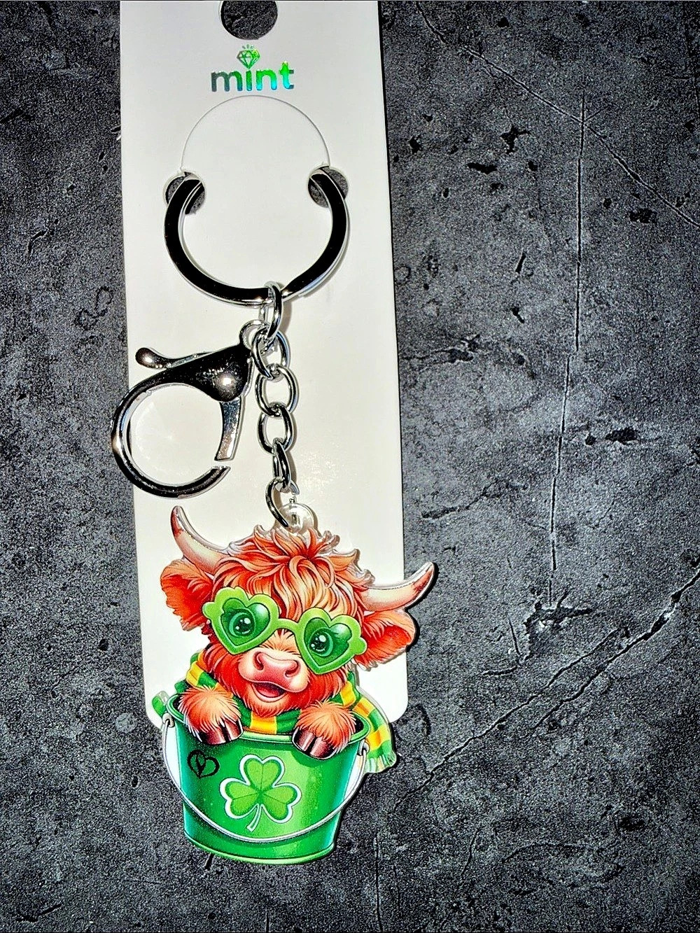 mint Highland Cow with Shamrock Bucket Keychain Green & Orange